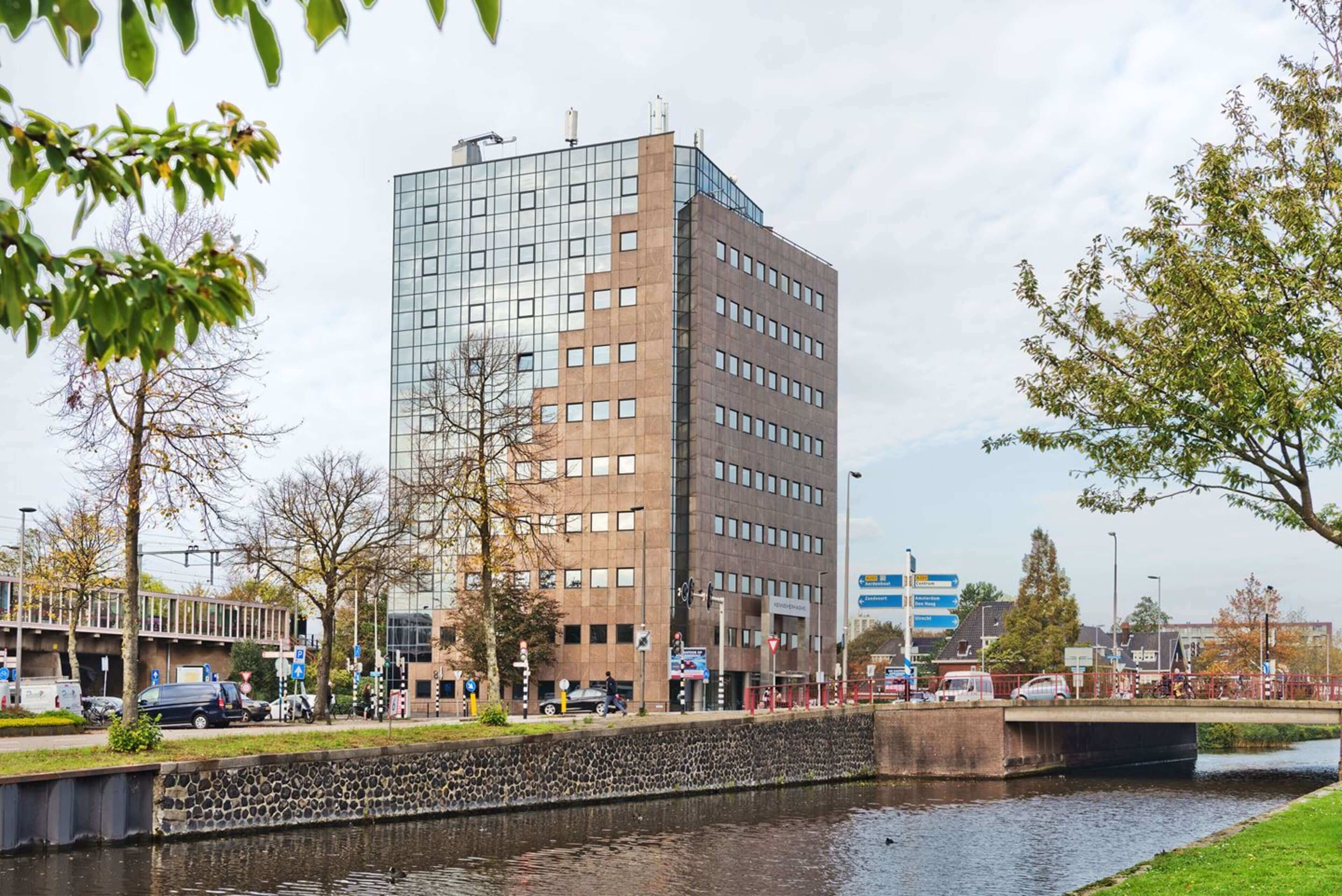 fotos_leidsevaartweg-99-i-in-heemstede-0ef8145c088d2e2a08ba3b0665dba742_normal
